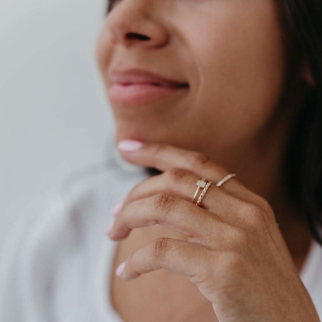 Baguette Twisted Stacking Ring - Barberry & Lace