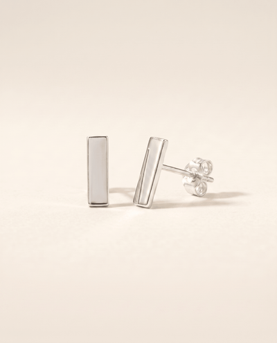Bar Stud Earrings - Barberry & Lace