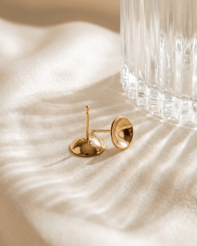 Concave Disc Stud Earrings - Barberry & Lace