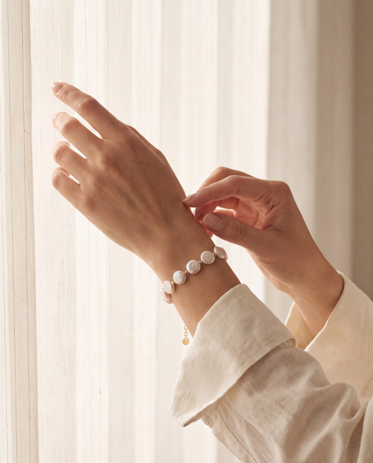 Freshwater Pearl Bracelet - Barberry & Lace