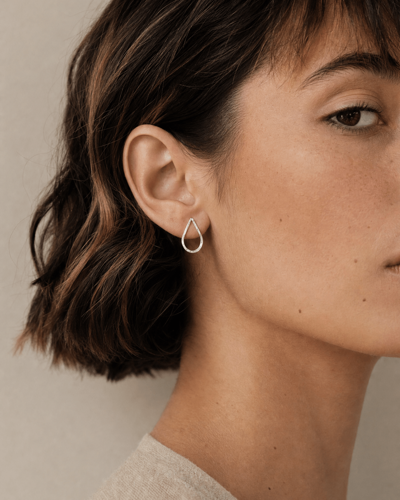 Hammered Teardrop Stud Earrings - Barberry & Lace