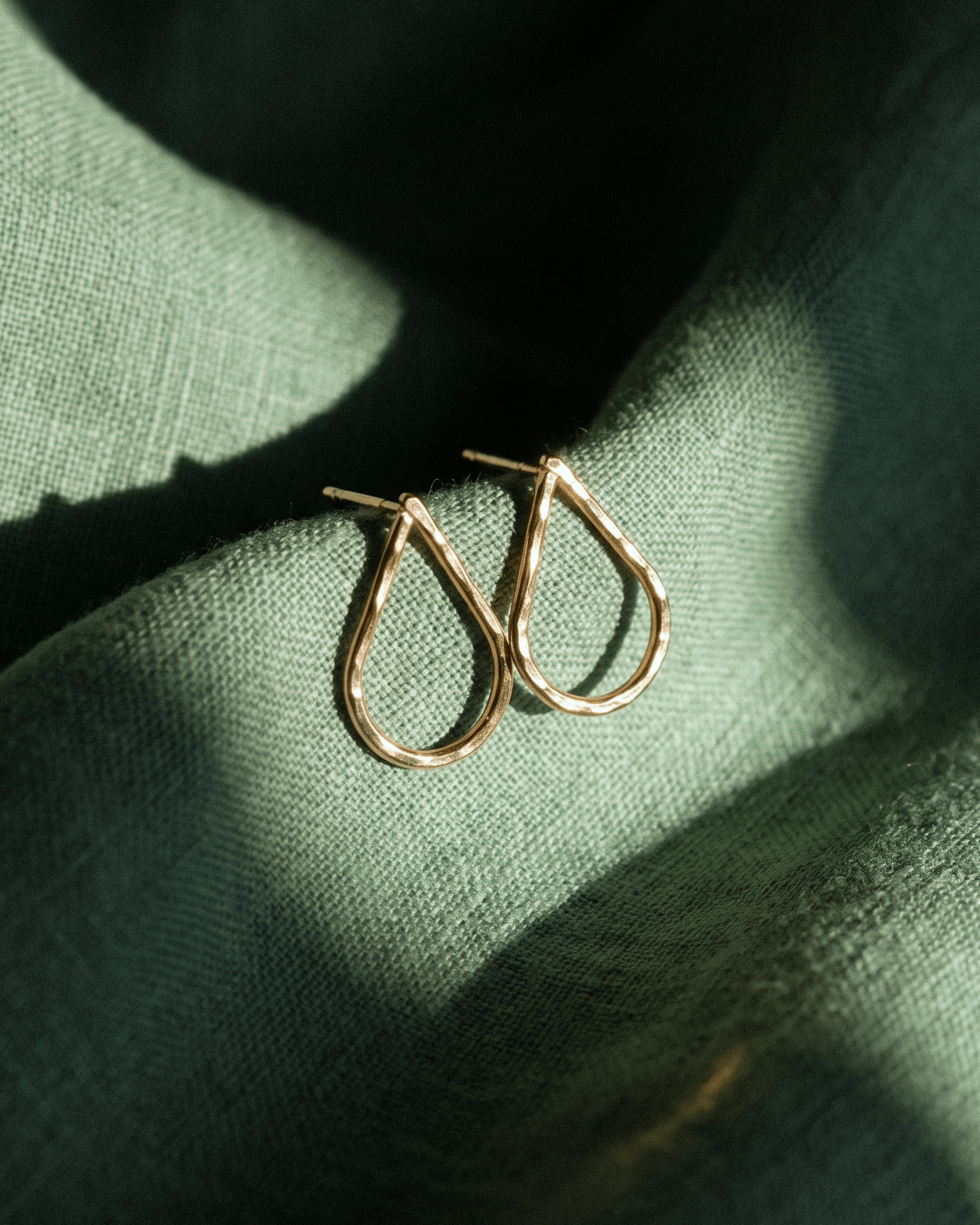 Hammered Teardrop Stud Earrings - Barberry & Lace